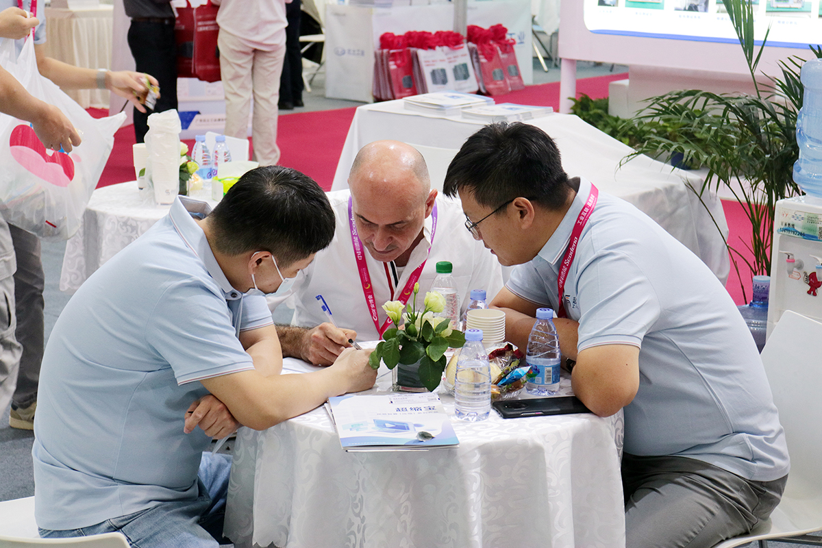The Shenzhen Security Expo came to a successful conclusion. ZipBank has been upgraded, setting a new trend in video compression!